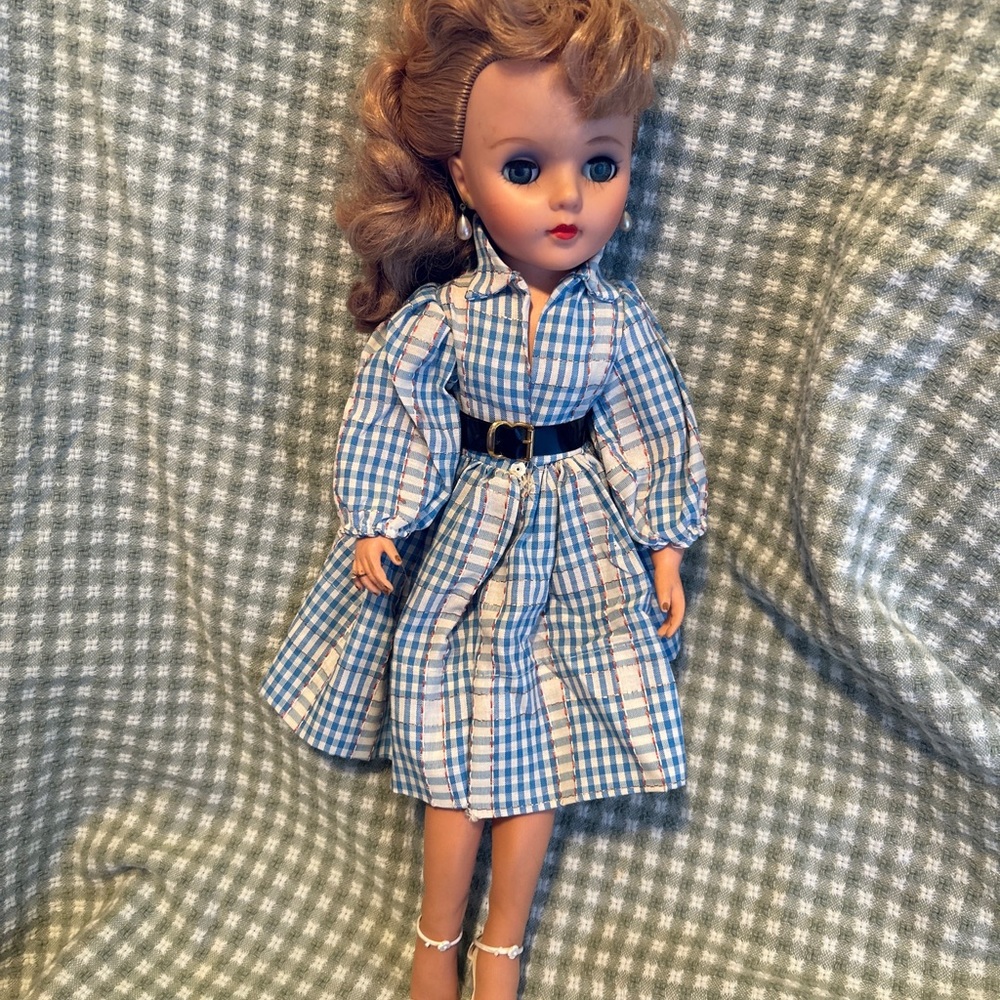 VTG EEGEE 18” Doll 1950’s